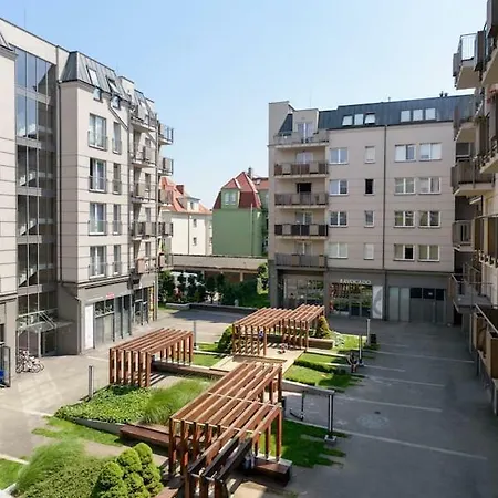 Dabrowskiego Apartment *